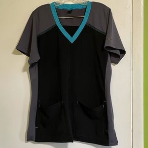 Women’s Carhartt Force Stretch Scrub Top